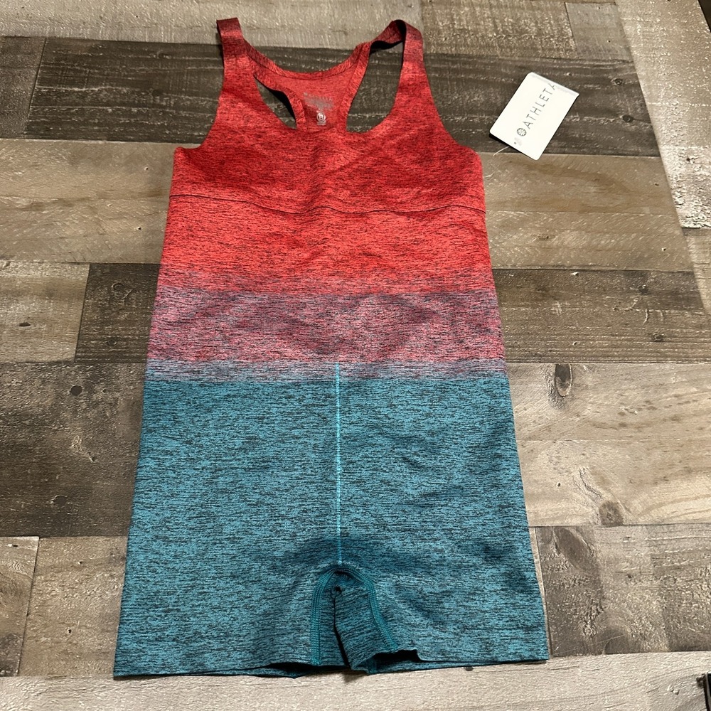NWT Athleta Women Ombre Red Blue Multi Seamless Workout Relay Bodysuit 556482 XS